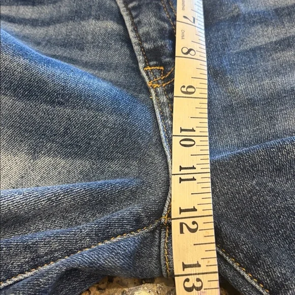 Risen Crossover Distressed Girlfriend Jeans - Picture 8 of 13